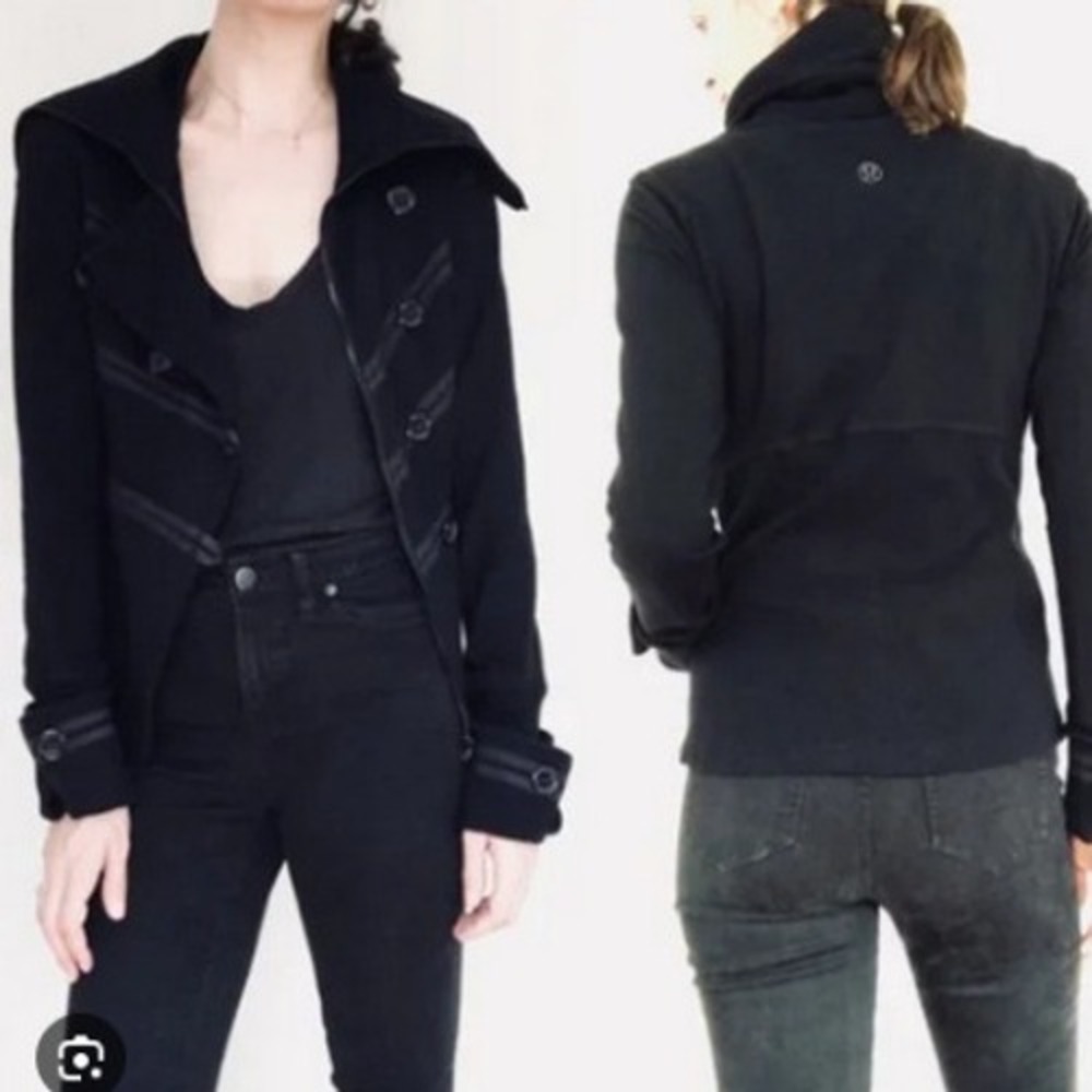 Lululemon‎ Athletica Women's Charcoal Grey Admiral Jacket Size 6